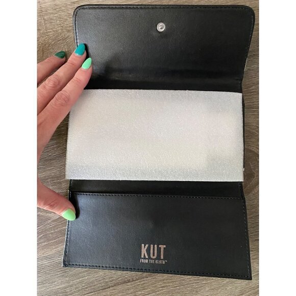 Kut from the Kloth Women's One Size Fits All Wallet - Picture 3 of 5
